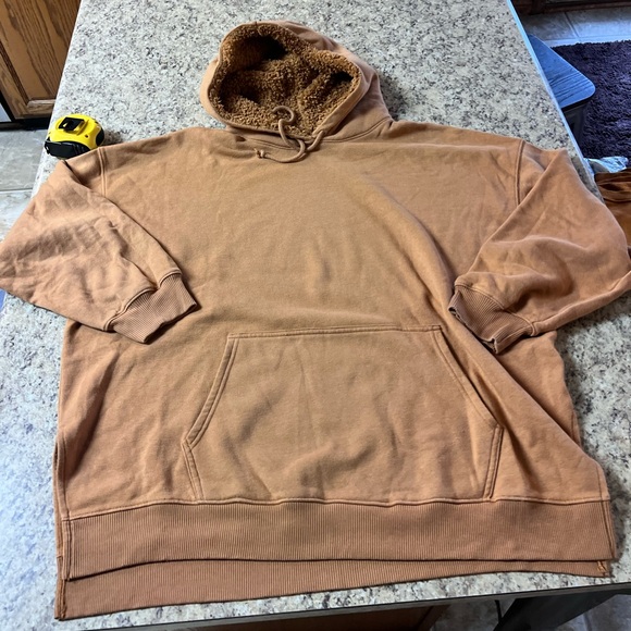 American Eagle Outfitters Tops - American Eagle Outfitters oversized rust fur Sherpa Hoodie sweatshirt